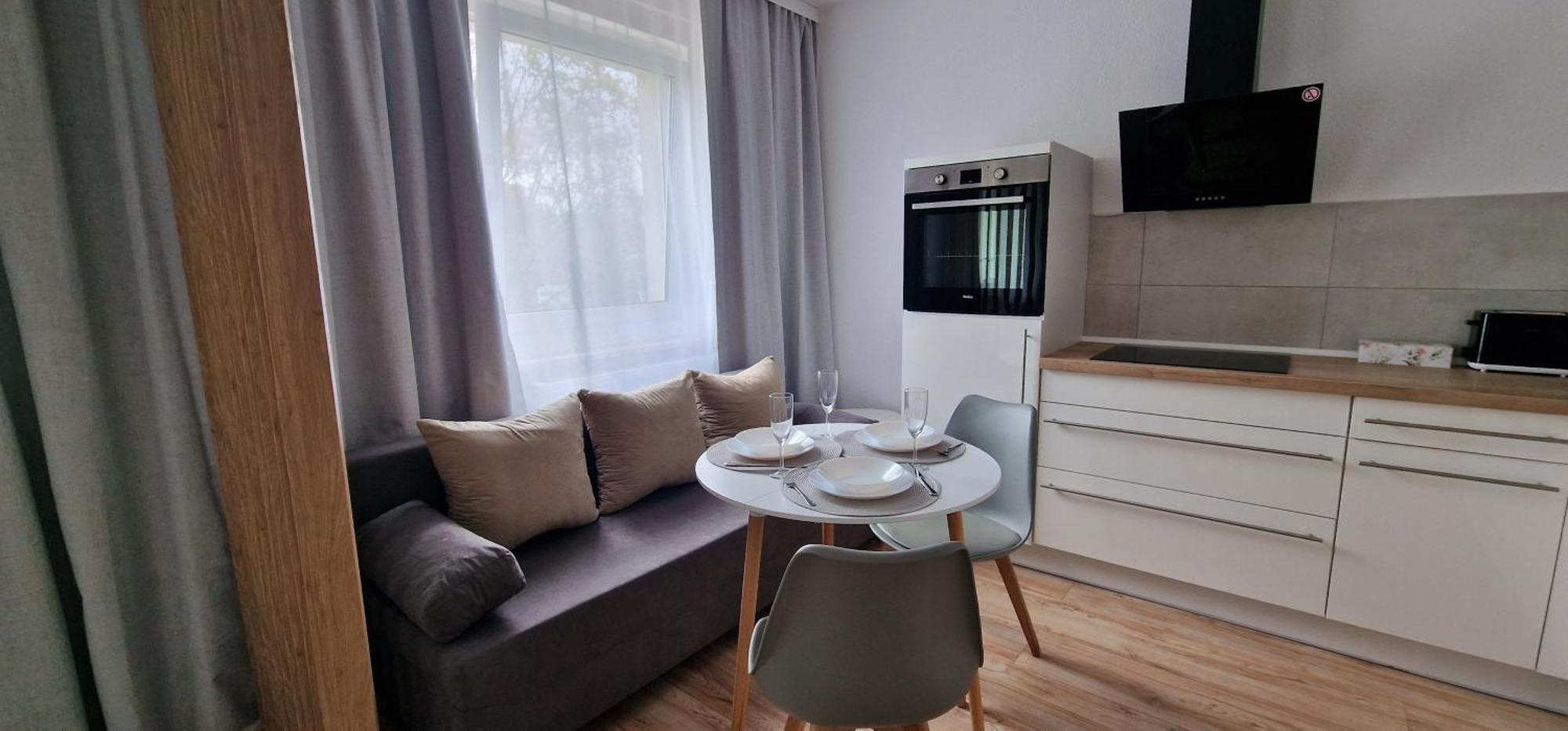 Zentrum Apartment - Oled Tv - Ps4 - Balkon - Parking เคมนิตซ์ ภายนอก รูปภาพ
